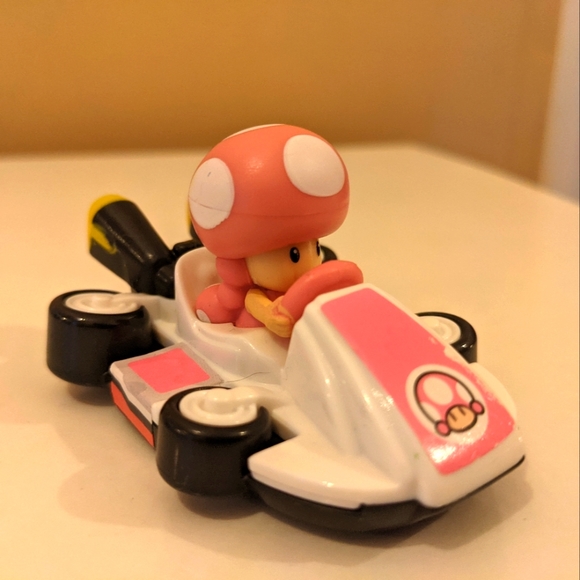 🍄 Mario kart princess toadstool mushroom - Picture 2 of 3